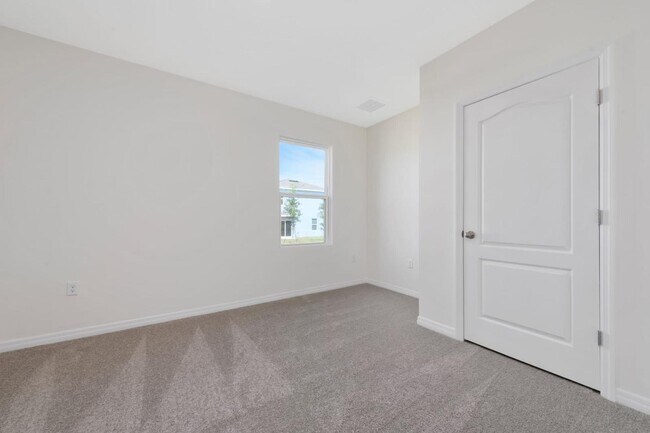 Building Photo - 1296 Cascades Ave