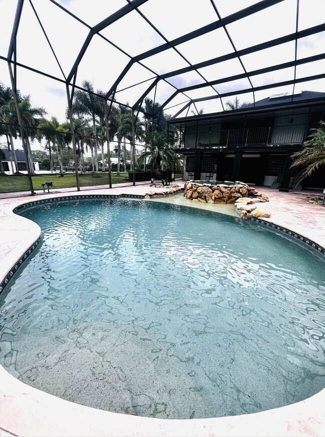 Building Photo - 6186 Duckweed Rd