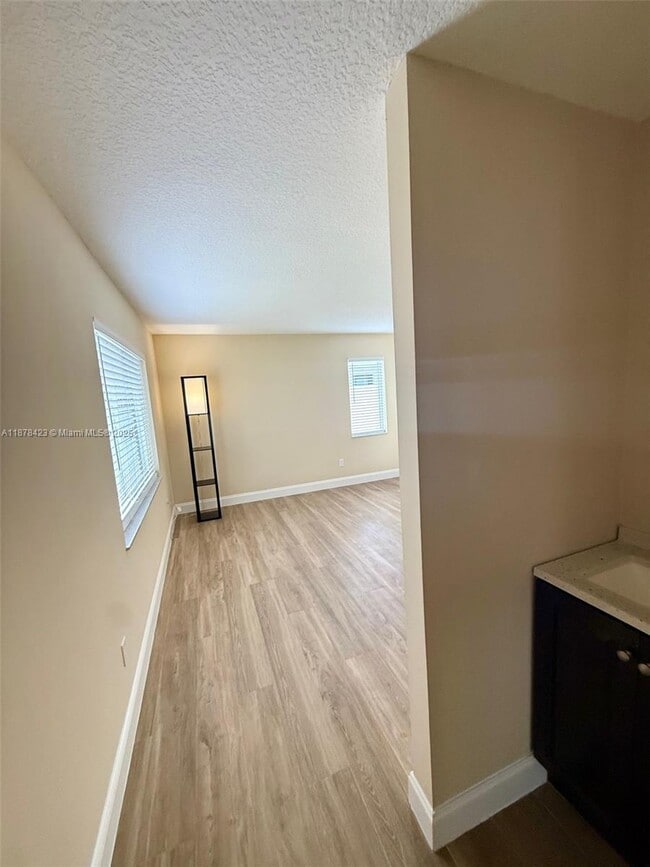 Building Photo - 11561 SW 51st St