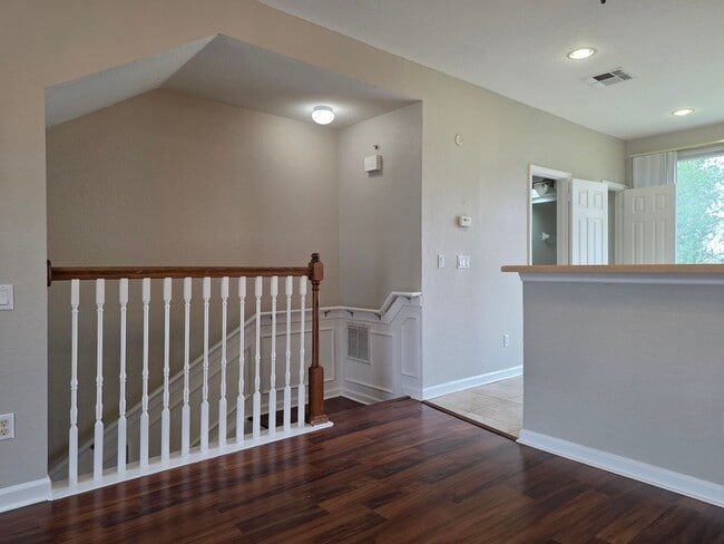 Building Photo - Three Bedroom Townhouse at Vista Cay in Orlando