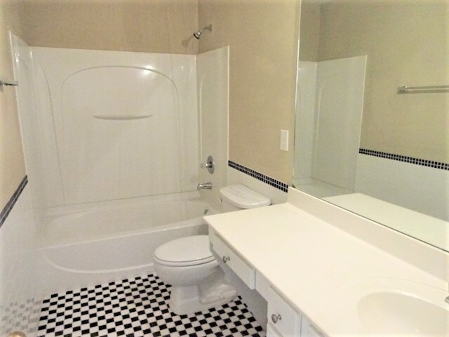 Building Photo - 3705 Dove Creek Cir