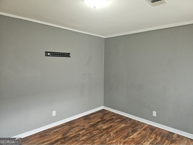 Building Photo - 668 Grosso Ave