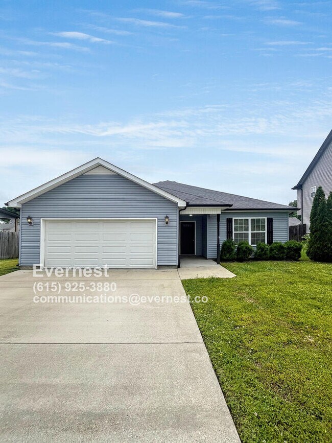 Primary Photo - Beautiful 3-Bedroom Home with Comfortable ...
