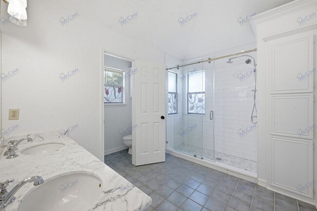 Building Photo - 468 Caviness Dr