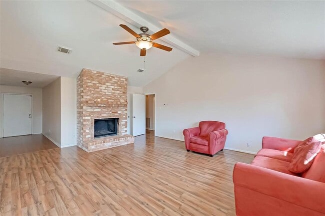 Building Photo - 13623 Fernhill Dr