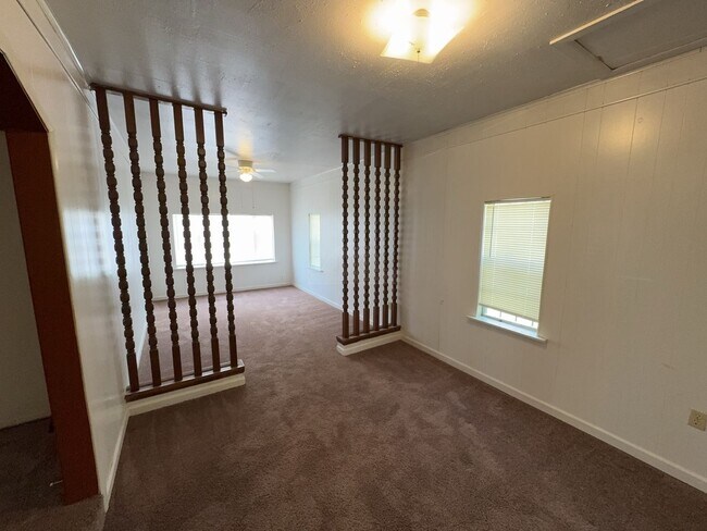 Building Photo - 906 Jefferies Ave, Killeen