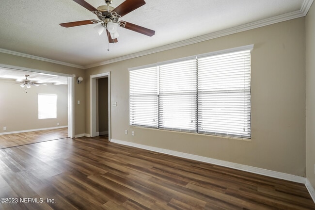 Building Photo - 2233 Bourget Dr