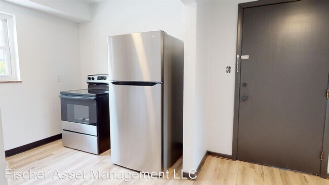 Building Photo - 2 br, 1 bath Apartment - Ridgewood Lofts 6...