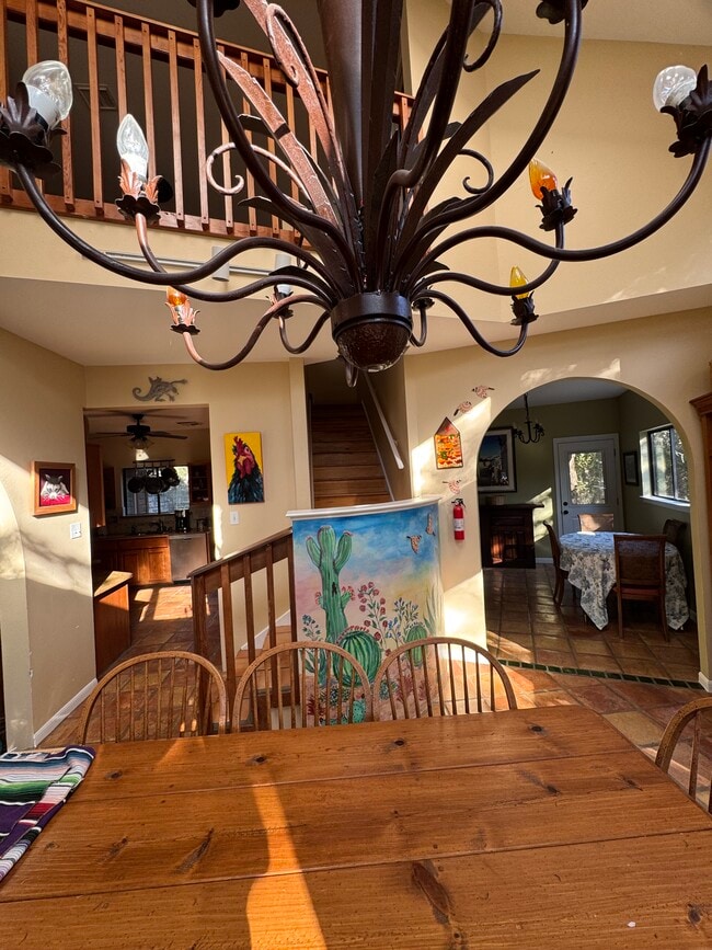 Building Photo - 312 Grande St