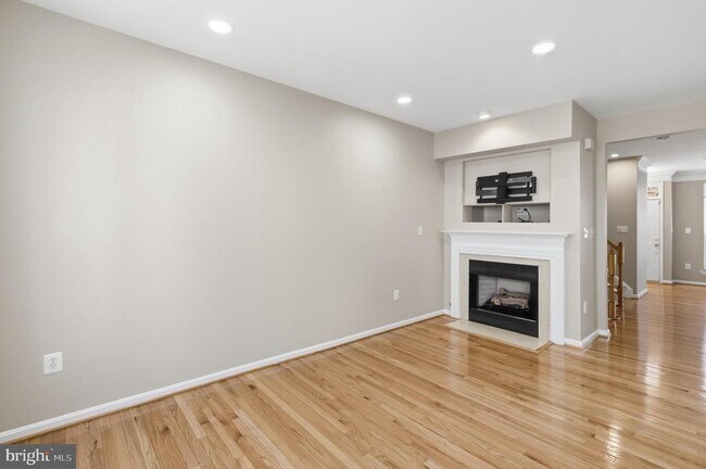 Building Photo - 120 Cameron Station Blvd