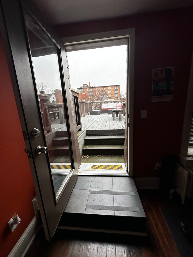 Building Photo - 1830 Swann St NW