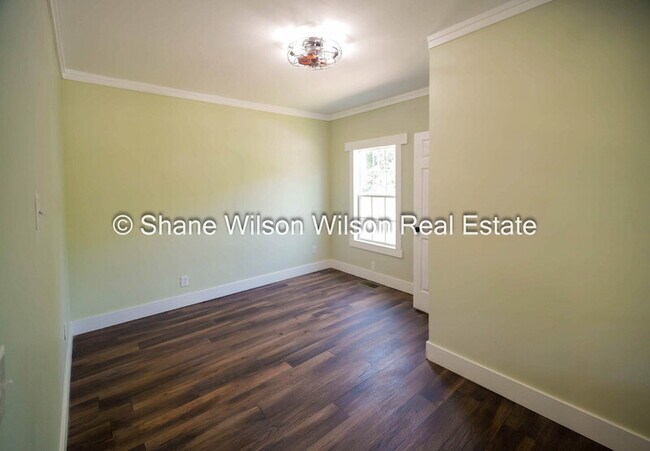 Building Photo - 799 Reed Pond Rd NW