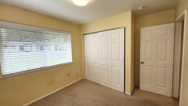 Building Photo - Ah Puck, Jordanah &amp; Tyson