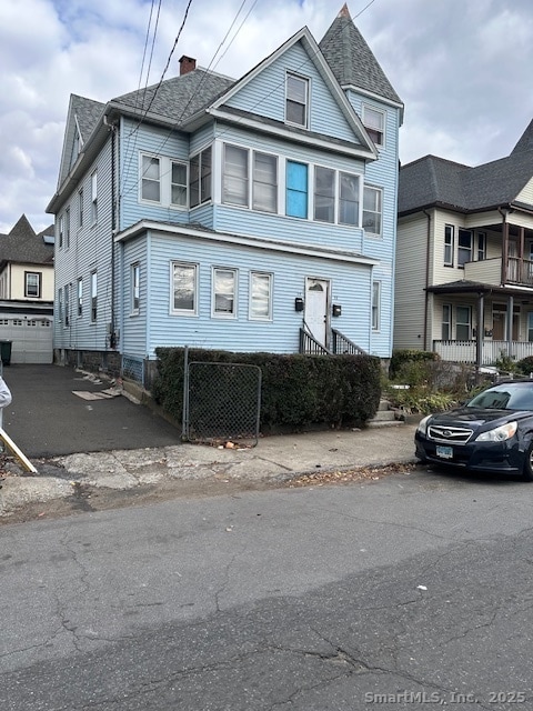 Building Photo - 54 James St