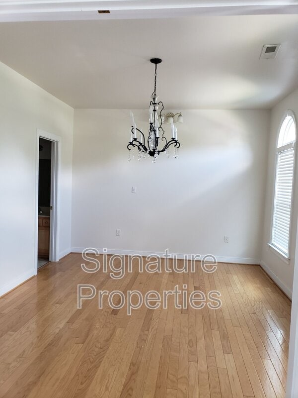 Building Photo - 9704 Bartley Pond Dr