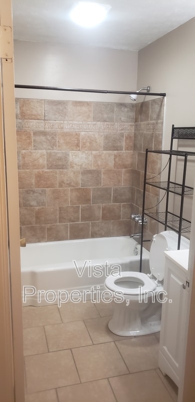 Building Photo - 4608 Aral Dr