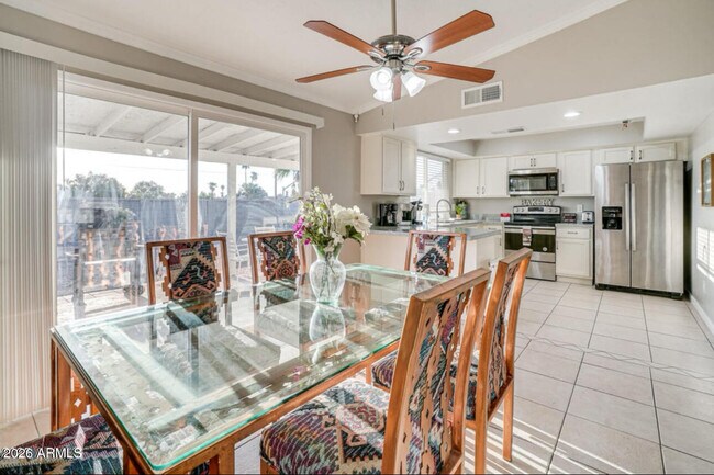 Building Photo - 9819 N 67th Dr