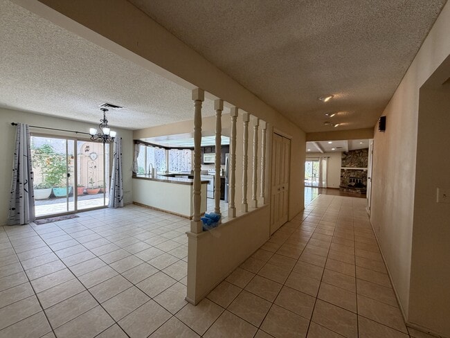 Building Photo - 2212 Plaza Del Prado