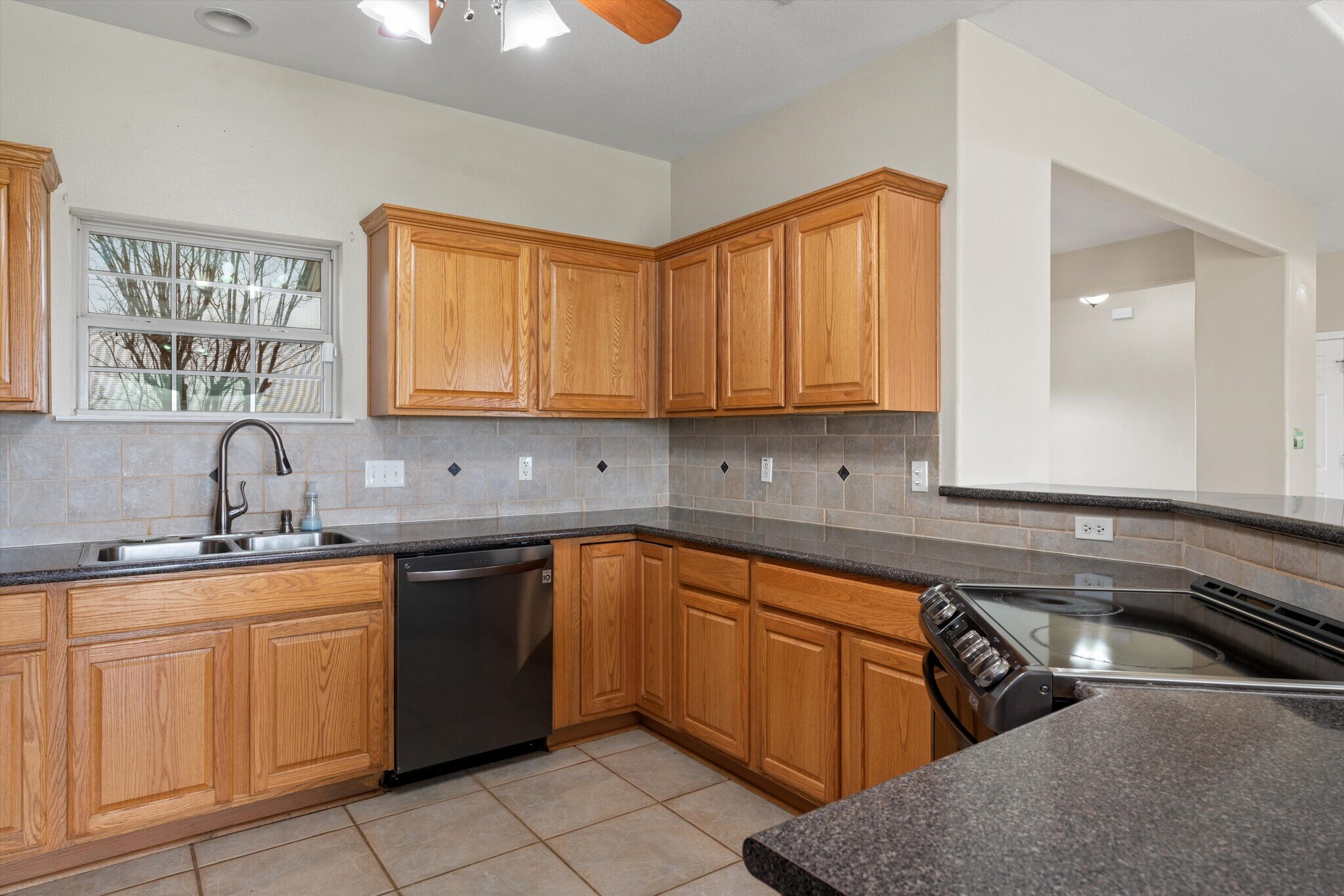 Building Photo - 5210 Cedar Creek Rd