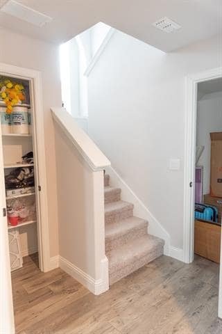 Building Photo - 809 Woodview Ct