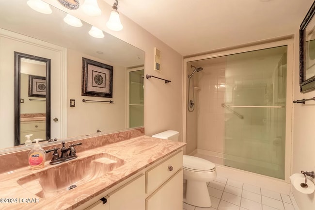 Building Photo - 1 Oceans West Blvd