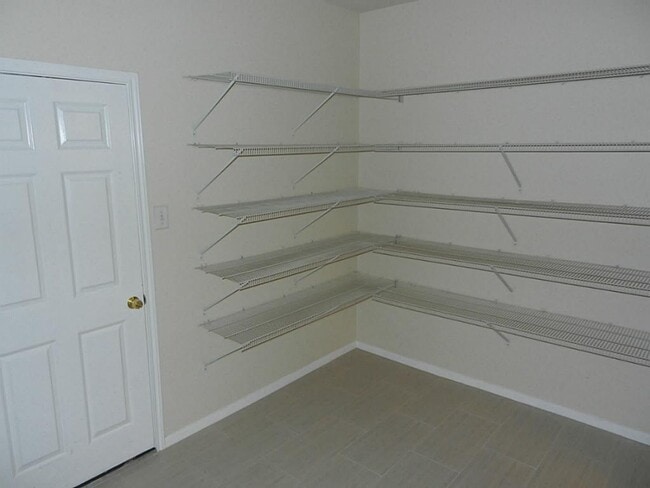 Building Photo - 25307 Sierra Woods Ln