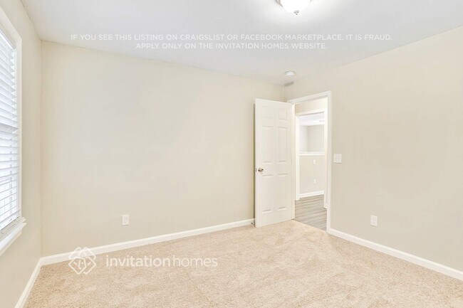 Building Photo - 329 Mount Zion Rd