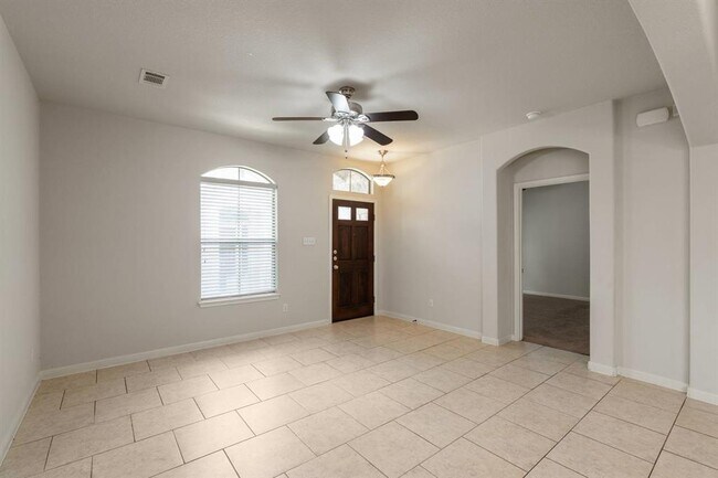 Building Photo - 11400 W Parmer Ln