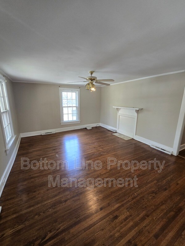 Building Photo - 184 Cabarrus Ave E