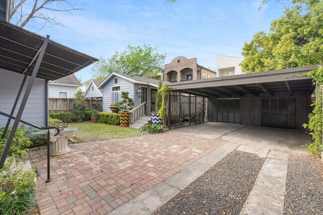 Building Photo - 1116 Nadine St