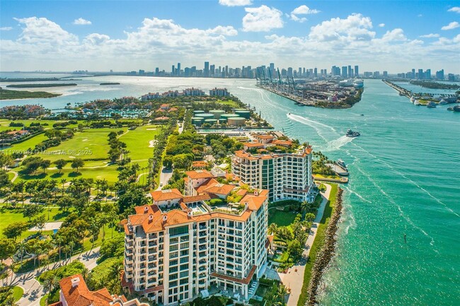 Building Photo - 7154 Fisher Island Dr