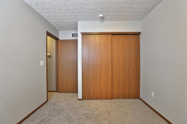 Building Photo - 7450 Grand Haven Ct