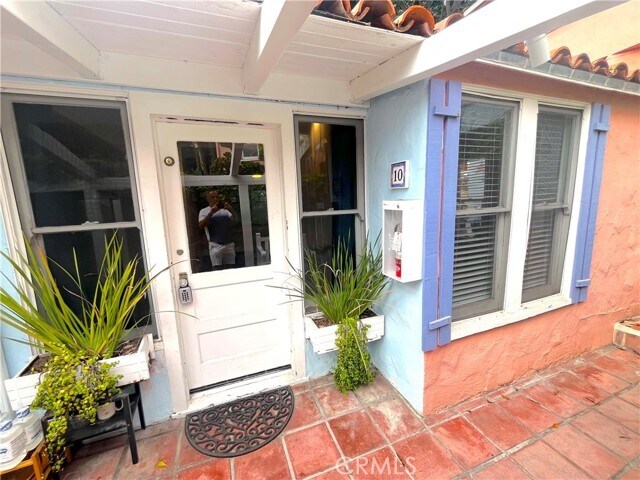 Building Photo - 212 N Coast Hwy