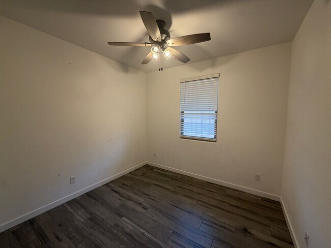 Building Photo - 24596 N 170th Dr