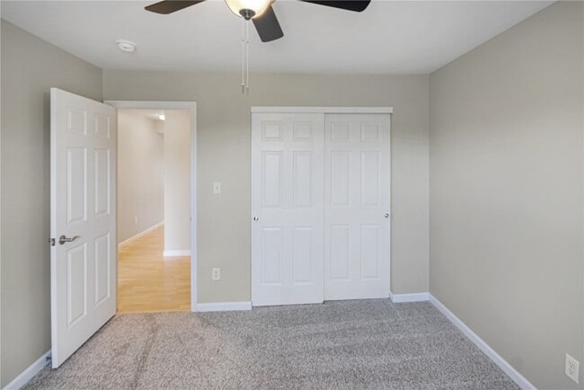 Building Photo - 30 Stonewall Creek Ct