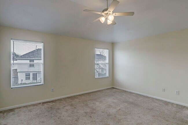 Building Photo - 5714 Basswood Dale Dr