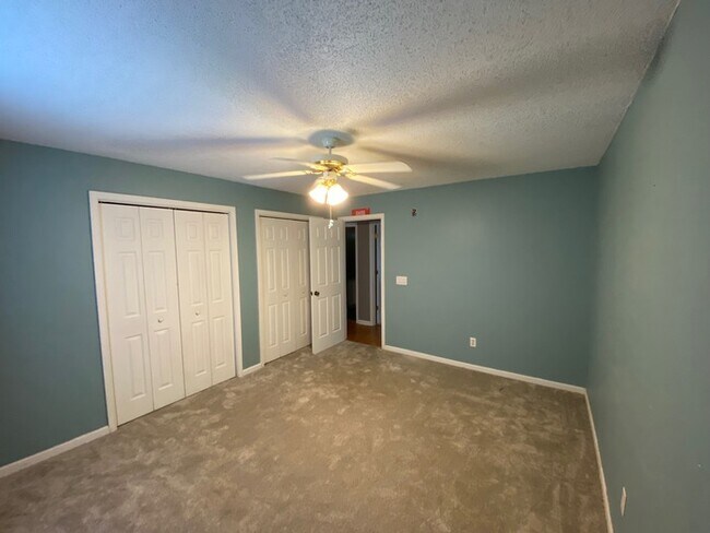 Building Photo - Beautiful Myrtle Beach Home!