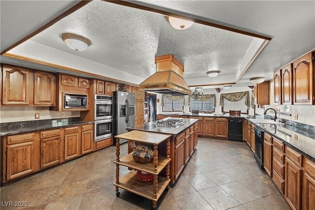 Building Photo - 3969 Royal Viking Way