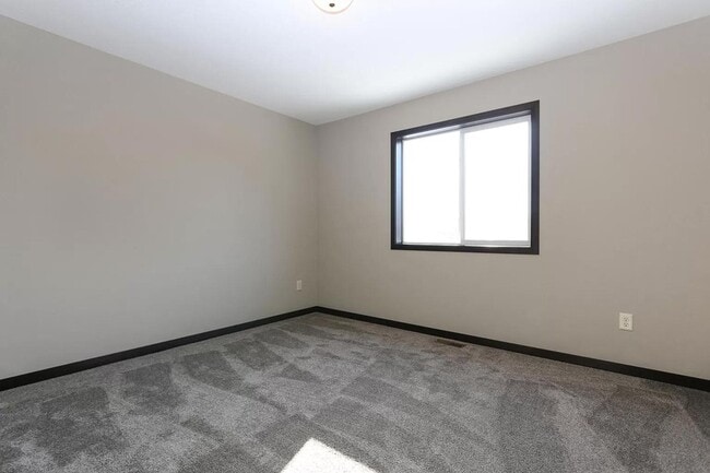 Building Photo - 2588 County Rd I
