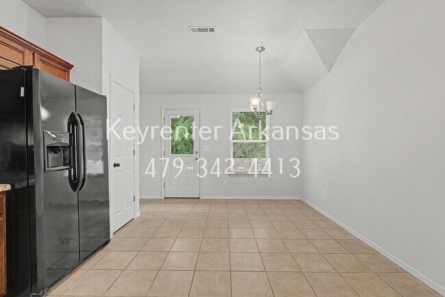 Building Photo - Beautiful 4-Bedroom Home in Fayetteville – Ideal for Comfortable Living!
