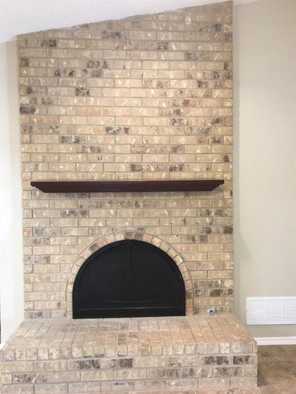 Building Photo - 3113 Kensington Dr