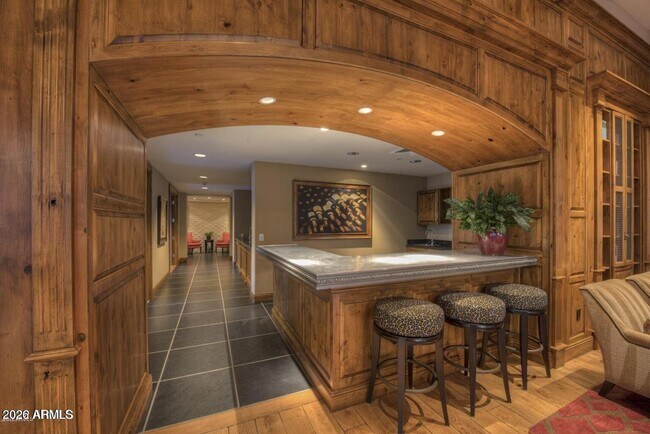 Building Photo - 7181 E Camelback Rd