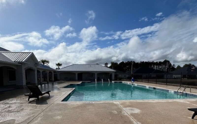 Building Photo - 321 The Villas Wy