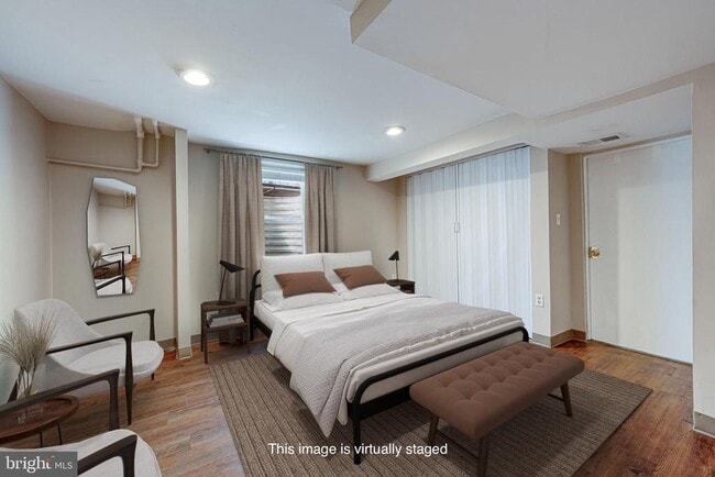 Building Photo - 2400 Huntington Ave