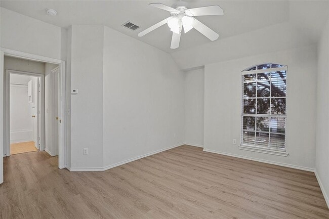 Building Photo - 7907 Rosebriar Ln