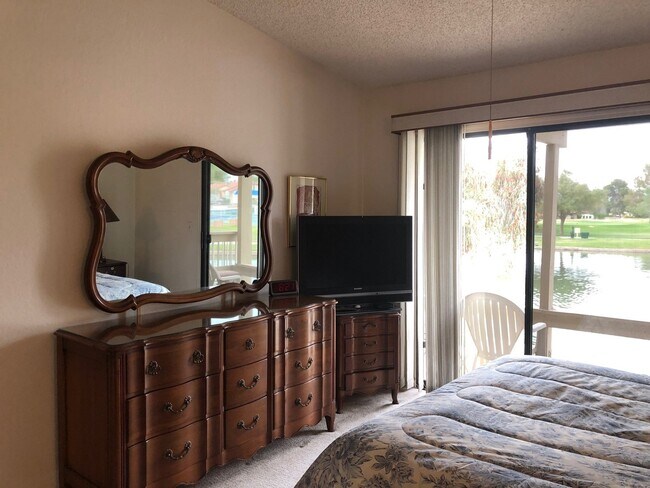 Building Photo - ASK ABOUT OUR REDUCED SUMMER RATES!!! Comfortable & Inviting Home in Leisure World a 45+ Active A...