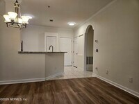 Building Photo - 13810 Sutton Park Dr N