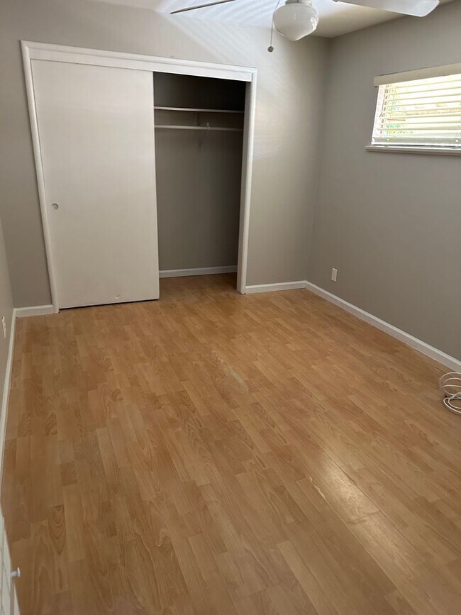 Interior Photo - 1215 A St