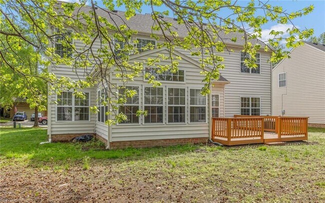 Building Photo - 310 Canaan Cir