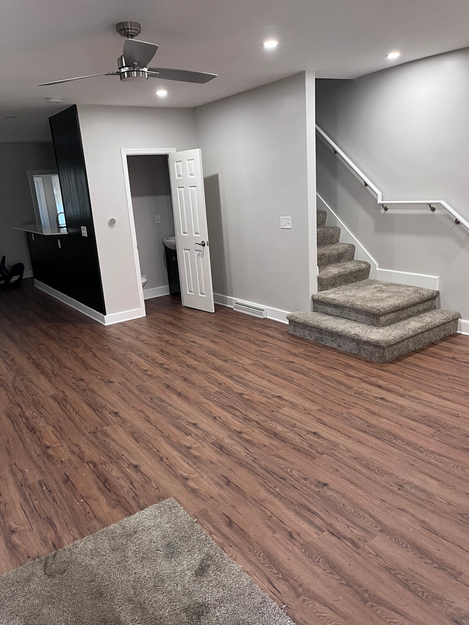 Living room - 2325 Penn St